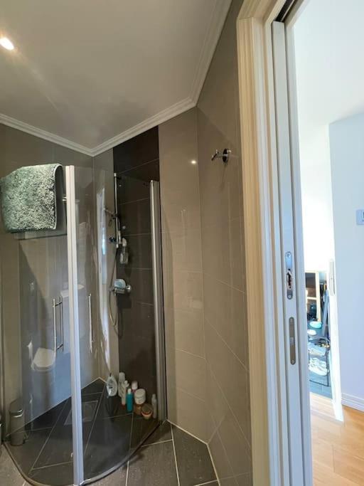 Appartement Sentral 3-roms Leies Ut, Pluss Ekstra Hems! Bergen