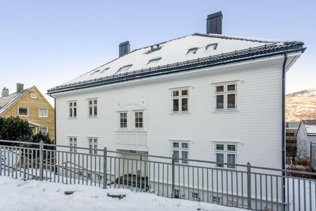 Sentral 3-roms Leies Ut, Pluss Ekstra Hems! * Bergen